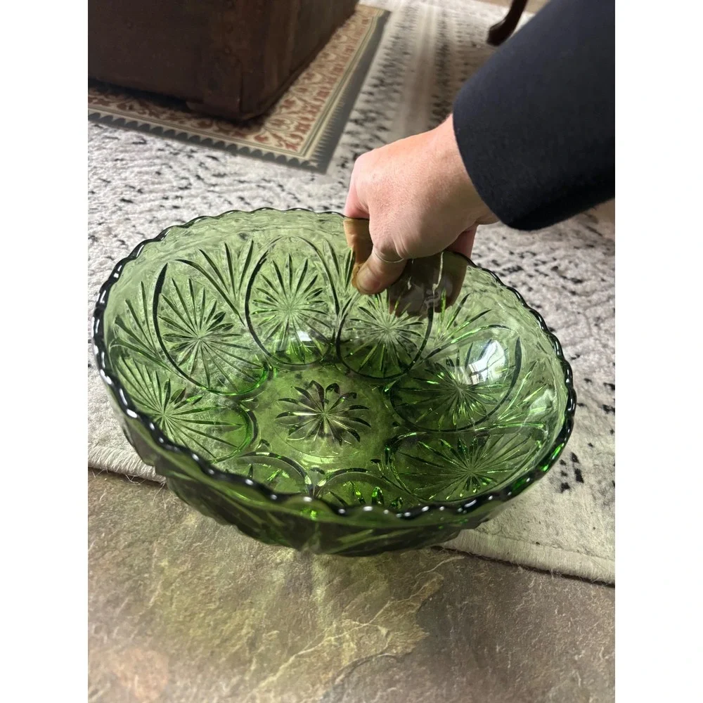 Vintage Green Glass Serving Bowl Starburst Thumbprint Scalloped Edge 8.5 Inch
